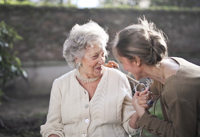Comment améliorer la qualité de vie des seniors ?